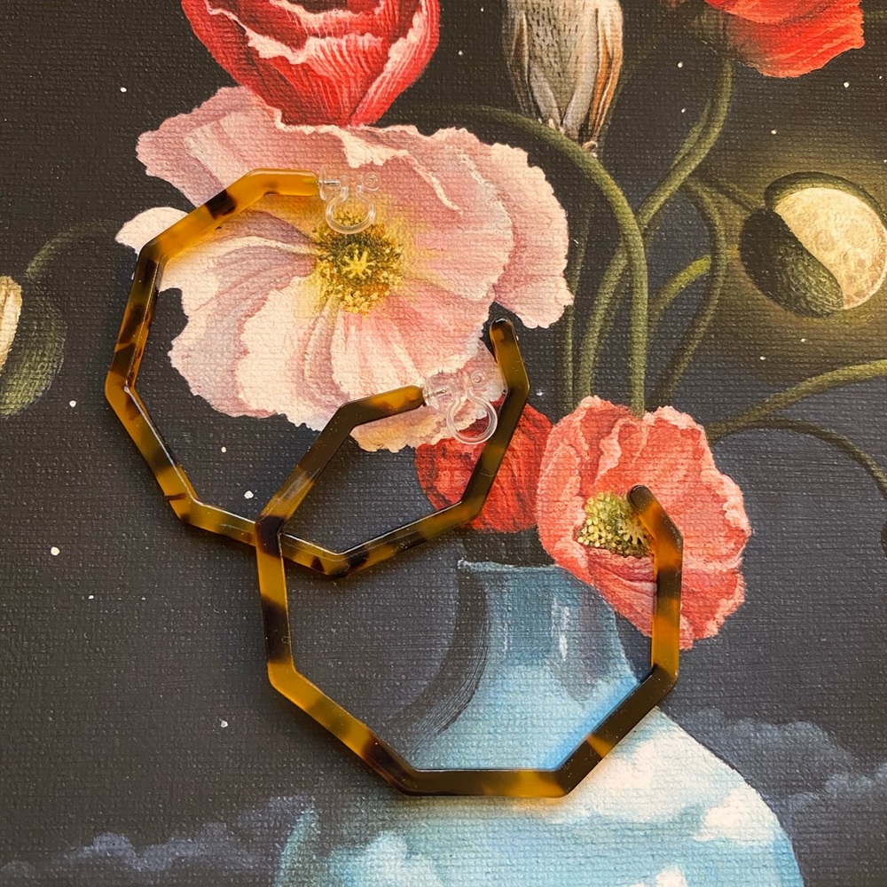 Clip on Tortoise Shell Hexagon Hoop Earrings